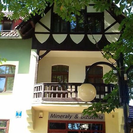 Bialy Apartament 폴라니카-즈루이 외부 사진